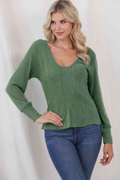 Scoop Neck Long Sleeve Top